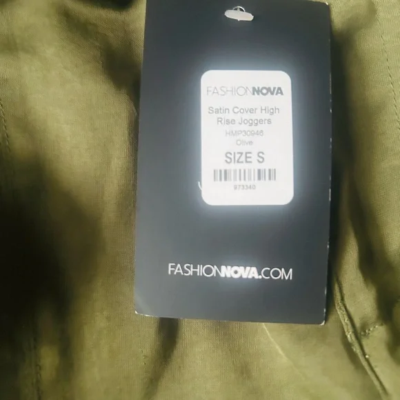 NWT✨ Satin High Rise Joggers - Picture 9 of 10